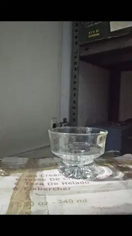 Mangkok es buah Diameter 10cm.