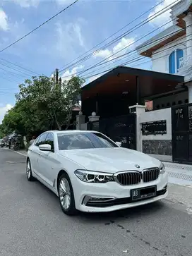 Dijual Cepat!! BMW 530i Luxury 2018