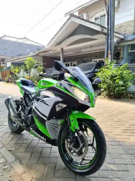 Kawasaki Ninja 30th Anniversary Low KM mulus rawatan