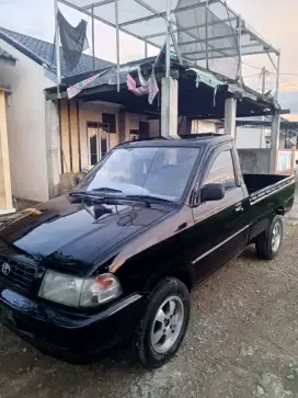 Kijang pick up hitam bensin