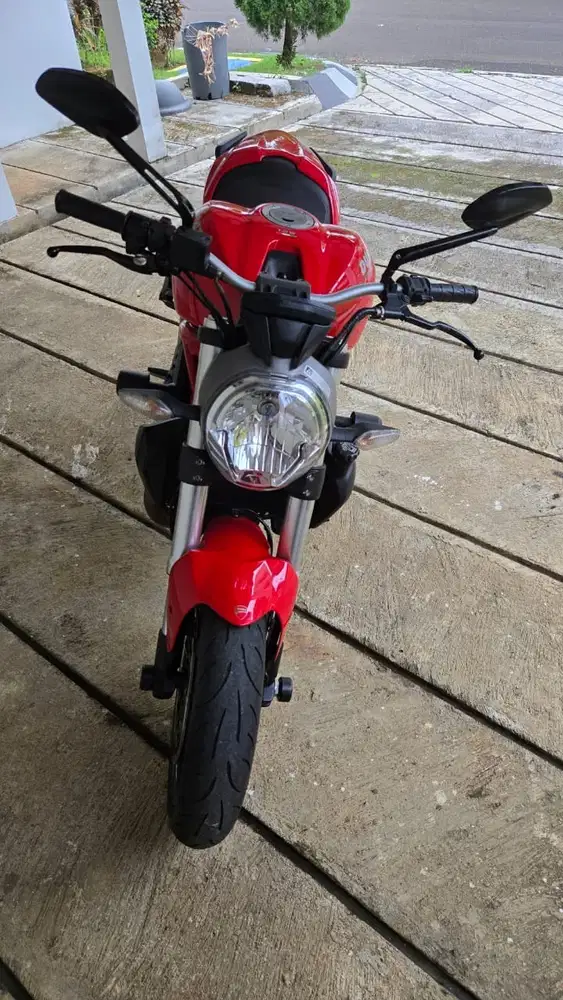 Ducati Monster 821 Sepeda Motor - Red