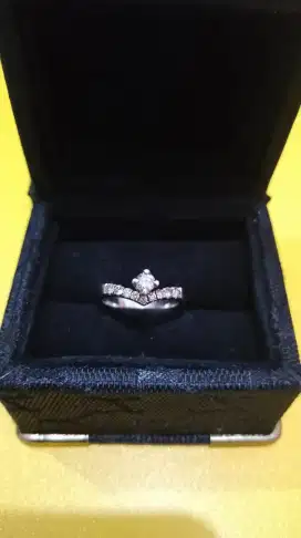 Cincin Berlian wanita