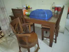 1 SET MEJA MAKAN KAYU