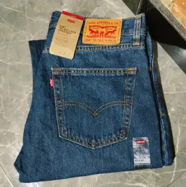 LEVIS 555 SIZE 32 ORIGINAL NEW