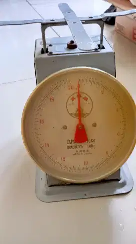 Timbangan duduk sayur laundry 20kg