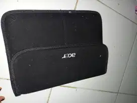 Acer notebook hitam