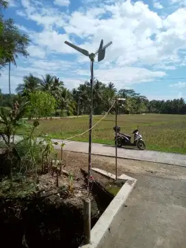Windturbine 600 W plus Controller plus abt 60 meter cable