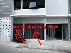 Partisi rangka aluminium