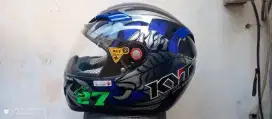 Helm Road Race KYT C4