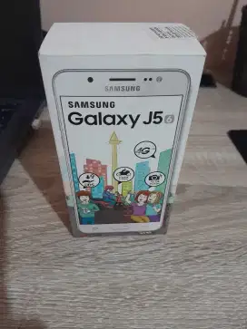 Kotak hp samsung J5