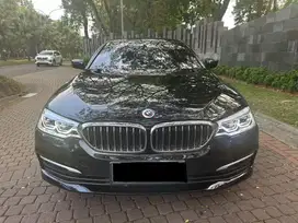 BMW 520i Luxury Nik 2020 G30