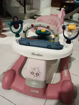 Baby walker chocolate pink pemakaiaan 2 bulan