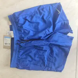 Celana lari Nike Dri Fit