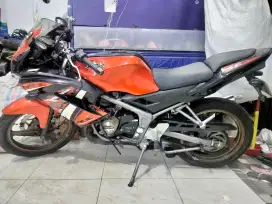 DiJUAL Kawasaki NINJA 150 RR SE full orisinil terawat, nego