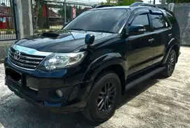 Toyota Fortuner VNT TRD Manual 2014 Diesel