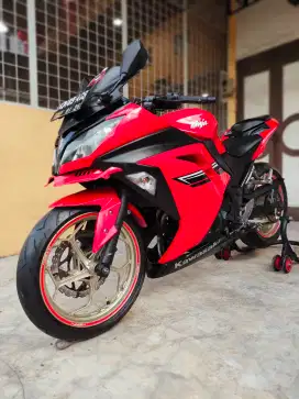 Kawasaki Ninja250 / Ninja 250 Fi 2016 Red Premium Metalic, Unit Mulus.