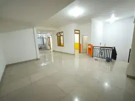 Jual Cepat Rumah 3 Lt Metland Menteng Cakung Jakarta Timur