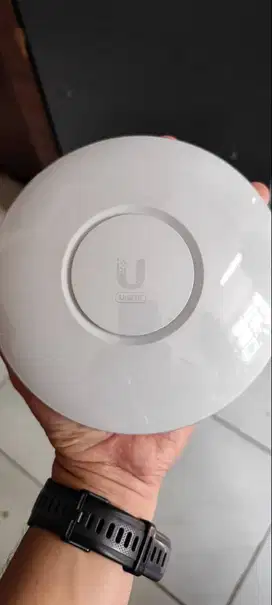 UBIQUITI U6 LITE