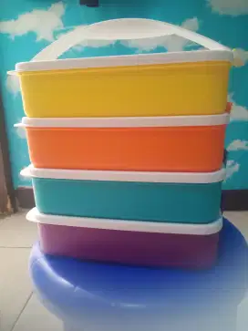 Rantang Tupperware 4 susun