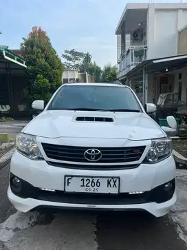 Fortuner Vnt Trd 2014 Putih