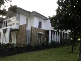 728-Dijual Rumah Diamond HiLL Citraland 2 Lantai SHM Hook 4BR LT 368 m