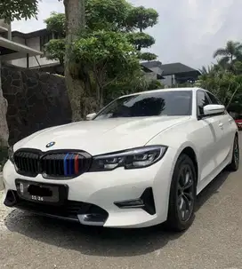 Km 10Rb BMW 320i sport G20 2021 Putih