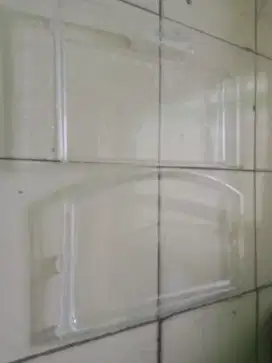 Rak chiller dan rak tengah kulkas aqua 1 pintu