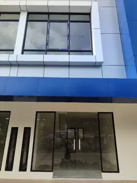Di sewakan  Ruko Grand Batavia pasar kemis