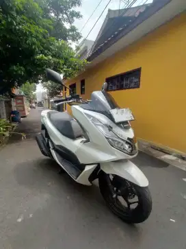 Motor PCX 160 ABS 2022 (Tangan Pertama)