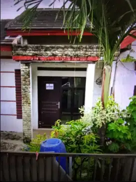 Di jual cepat rumah di Bogor barat , komplek cempang baru blok F