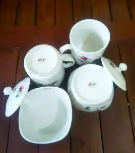 Bowl dan  Mug Fine Bone China designed by england