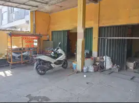 Jual Lagi kepepet Ruko Dua Lantai Di Main Road Sukamenak
