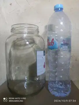 Toples Kaca Bekas Wadah Cherry