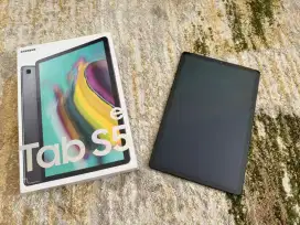 Dijual Samsung Tab S5E Hitam Mulus