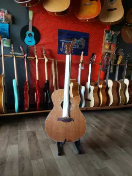 Gitar akustik original murah