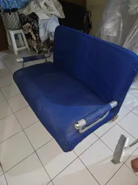 Sofa Lipat Biru Tua