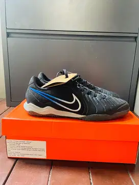 SEPATU FUTSAL NIKE TIEMPO LEGEND 10 ACADEMY