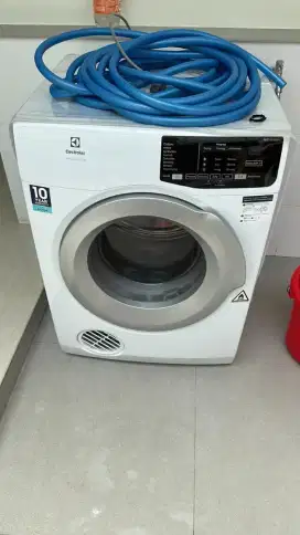 Dryer(pengering pakaian) Electrolux