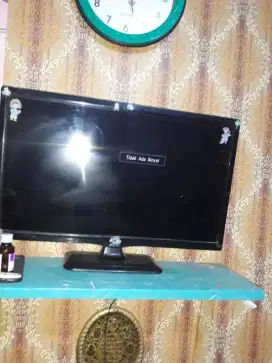 TV LED merk LG 24 inci kondisi bagus dan No Minus