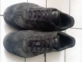 Sepatu adidas samba hitam original size 42