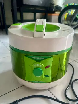 Magic Com Yongma 1,3 Liter