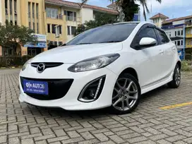 [OLXmobbi] Mazda 2 1.5 R Bensin-AT 2014 Putih