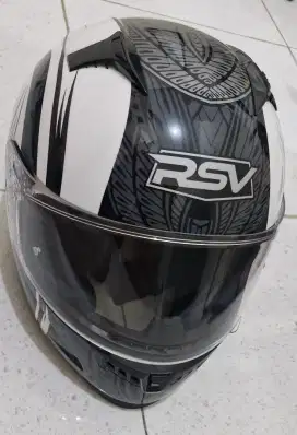 Helm Rsv FF500 YinYang