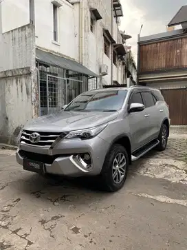 fortuner vrz 2017 tangan ke satu