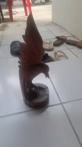 Dijual asbak rokok burung garuda.