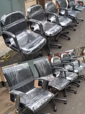 Kursi kantor / kursi staf