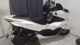 HONDA PCX 160 CBS 2022 PUTIH