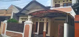 Di sewakan rumah untuk kantor dan rumah tinggl Buah batu shm