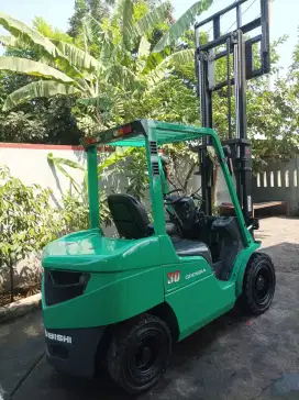 Forklif mitsubhisi 3ton
