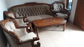 Tukang service sofa